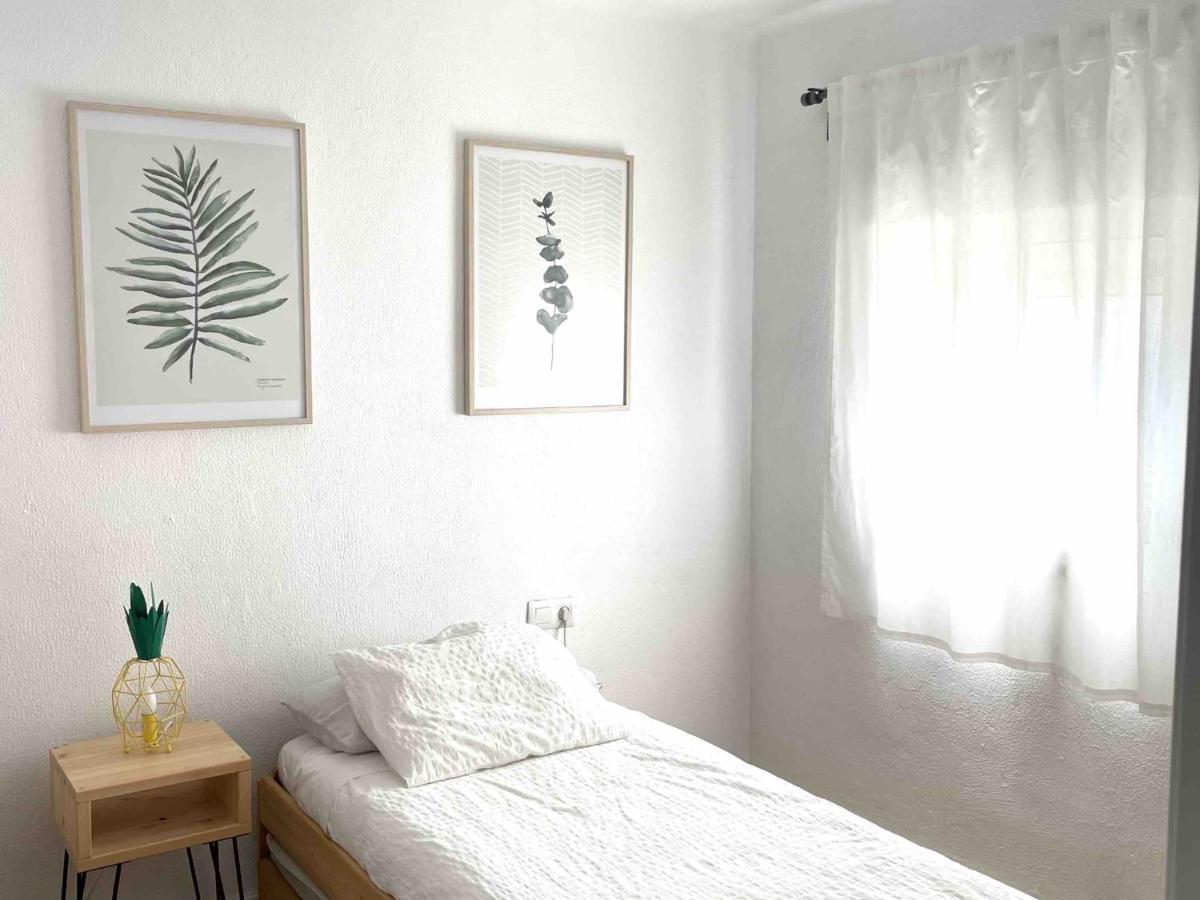Fedriani Bright And Cosy Apartment Севилья Экстерьер фото